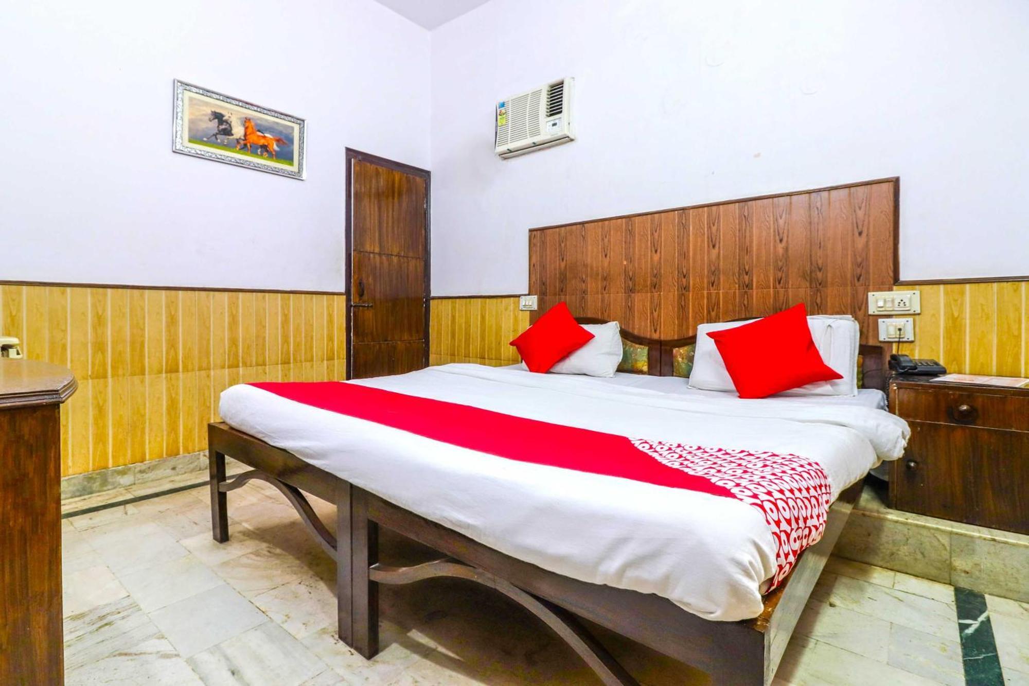 Hotel O Prem Chunaria Moradabad Ngoại thất bức ảnh